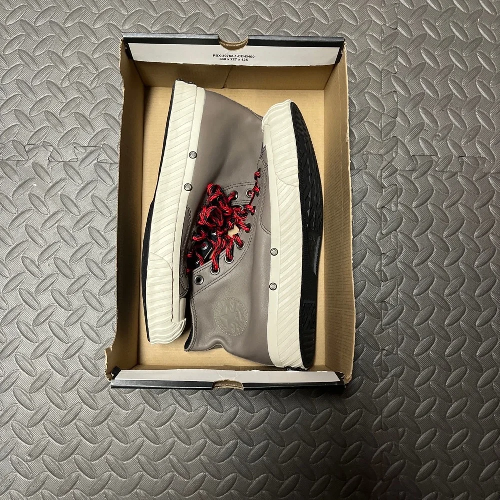 Converse Chuck 70 Bosey Hi Sneaker 168161C Grey Red Leather Mountain Cus… - Picture 8 of 11